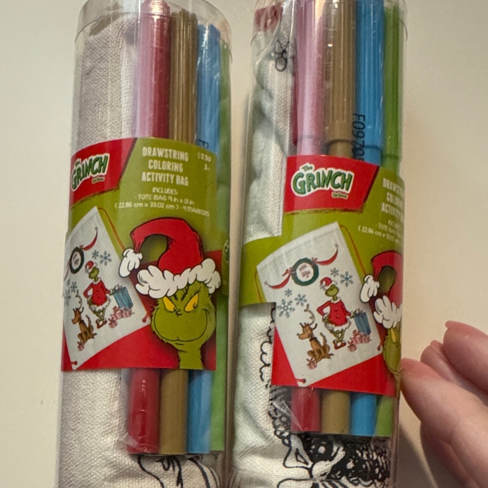 Grinch Themed Coloring Activity Bag Set - Multicolor